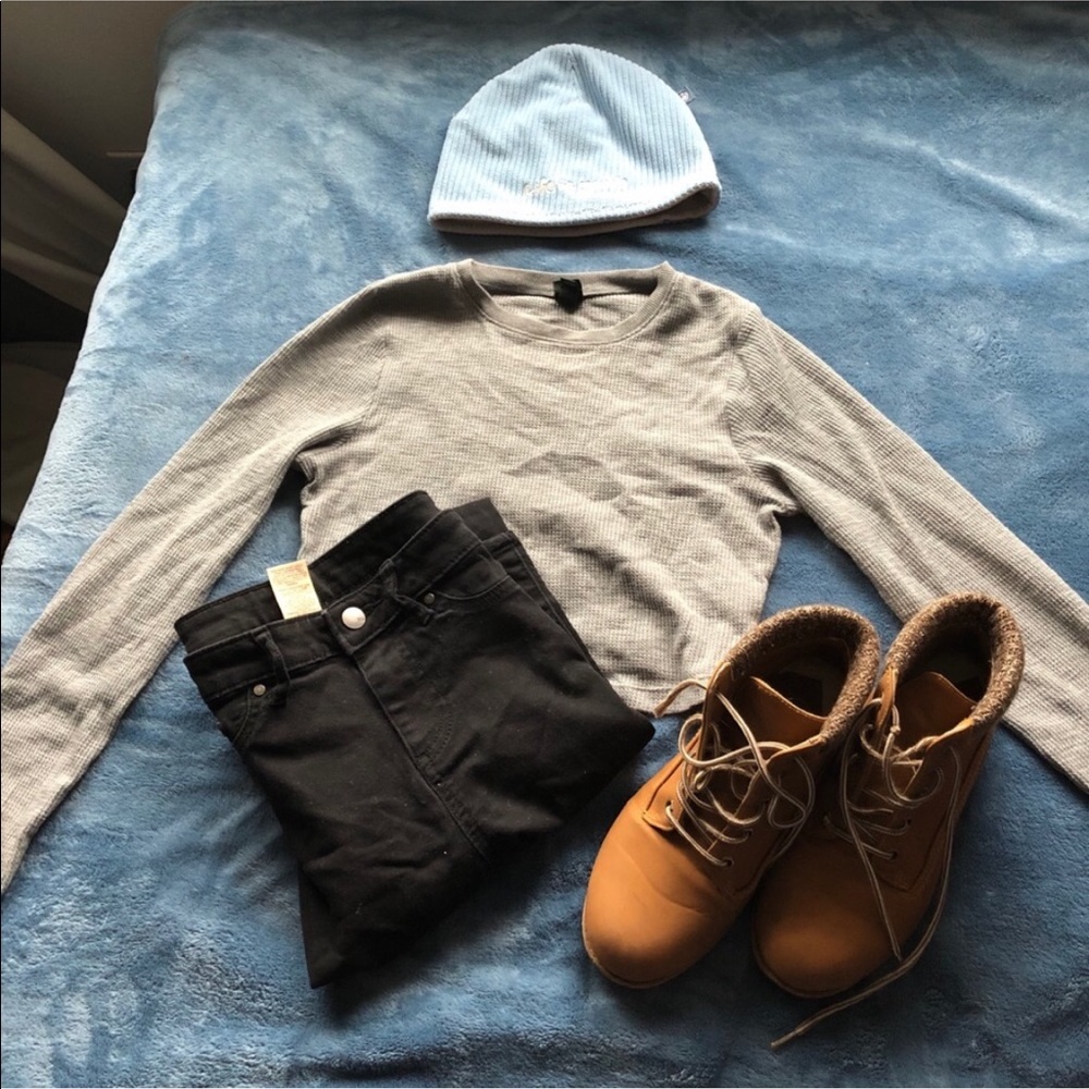 Waffle Long Sleeve Crop Top - Gray